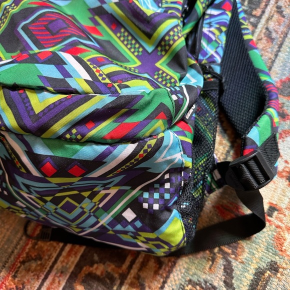 Geometric Backpack - Picture 5 of 6